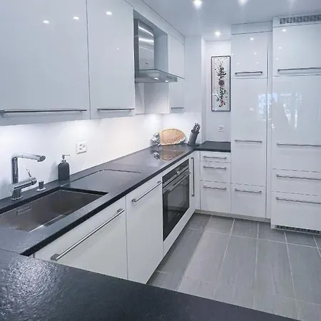 Appartamento Designer Kueche - Suedbalkon - Tg-stellplatz - Wlan *